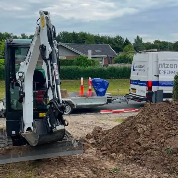 Autoriseret kloakarbejde i Haarby